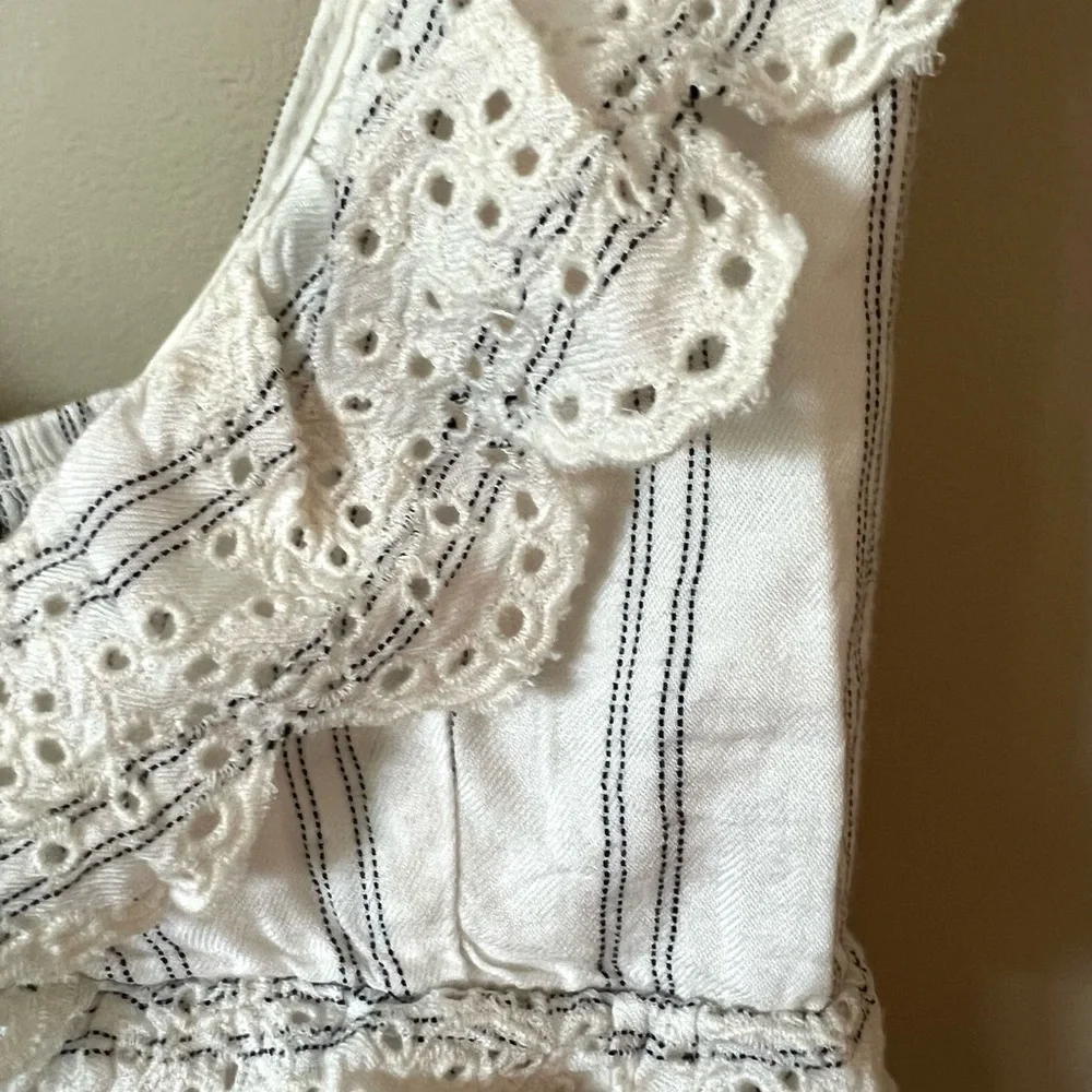 American Eagle Ruffle Crop Top - Picture 5 of 5